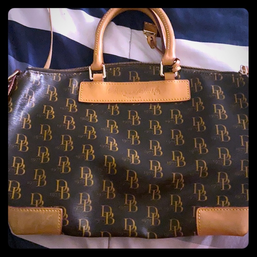 Dooney & Bourke